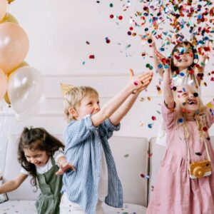 Come scegliere l’animatore giusto per la tua festa: guida completa